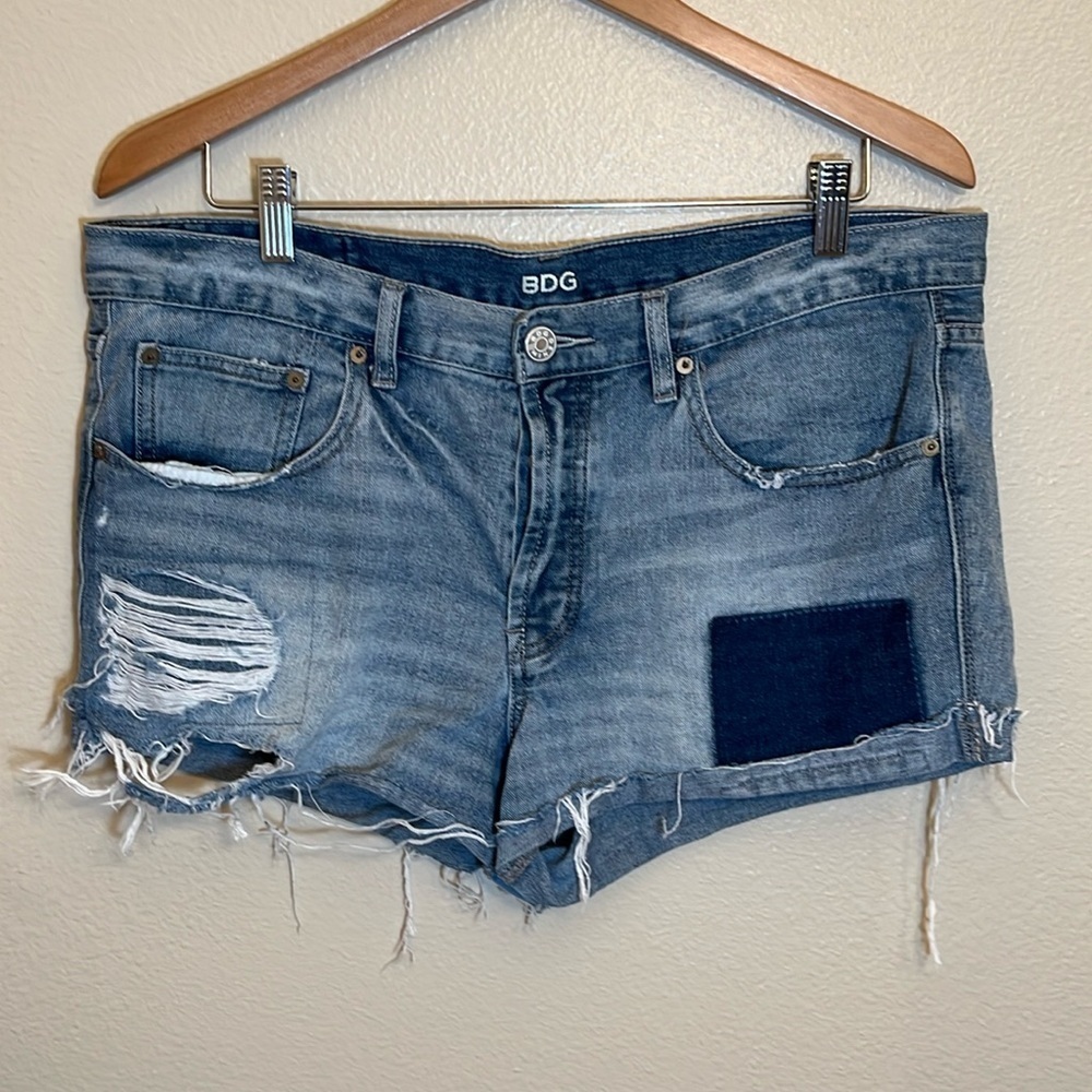 BDG Urban Outfitters Tomgirl Button Fly High Rise Distressed Blue Jean Shorts